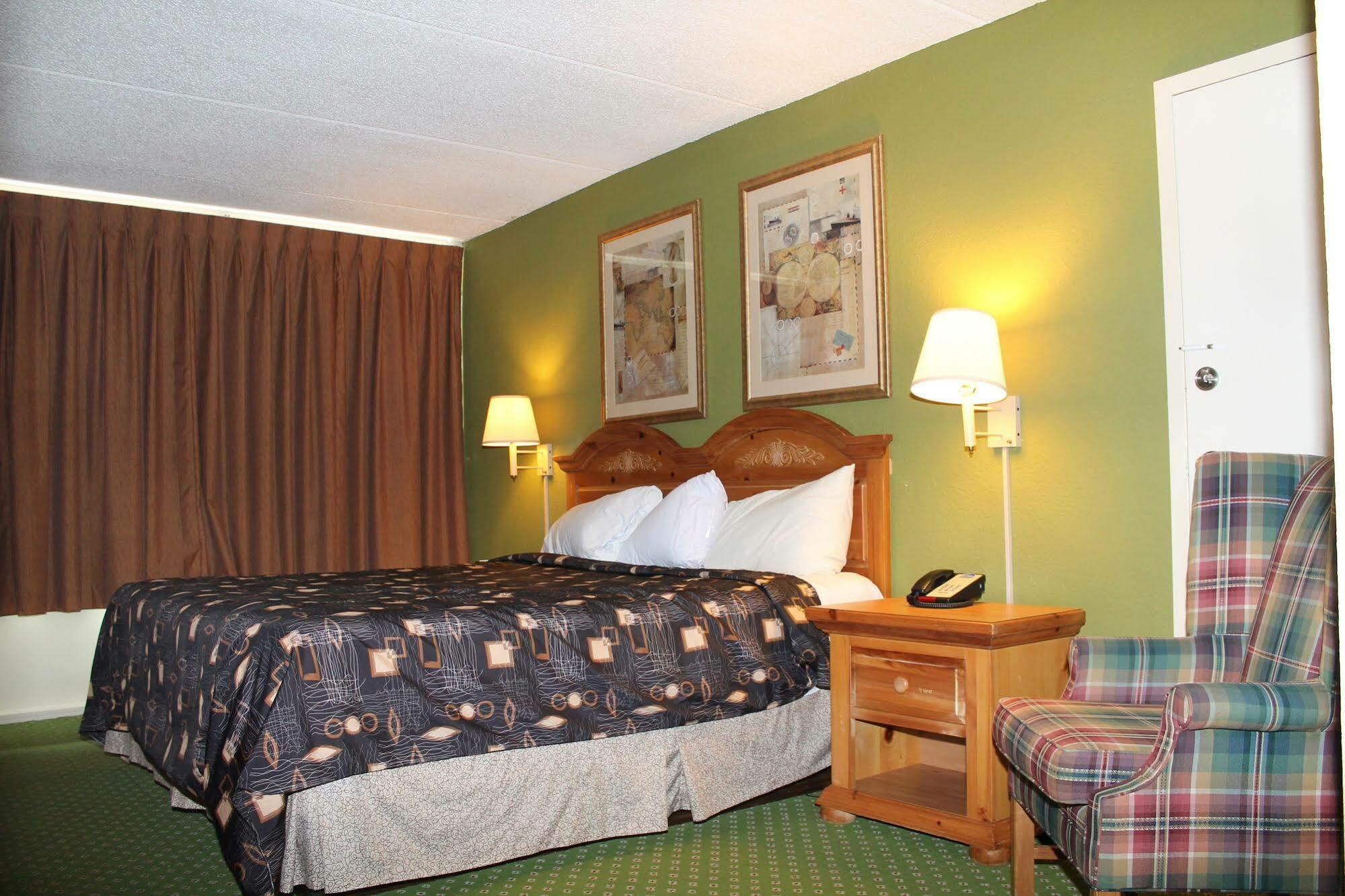 Travelers Inn Kingsland Esterno foto